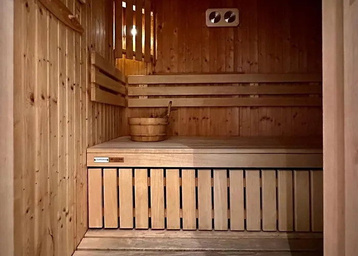 Family Friendly In In-out, Fireplace, Sauna And Wifi *